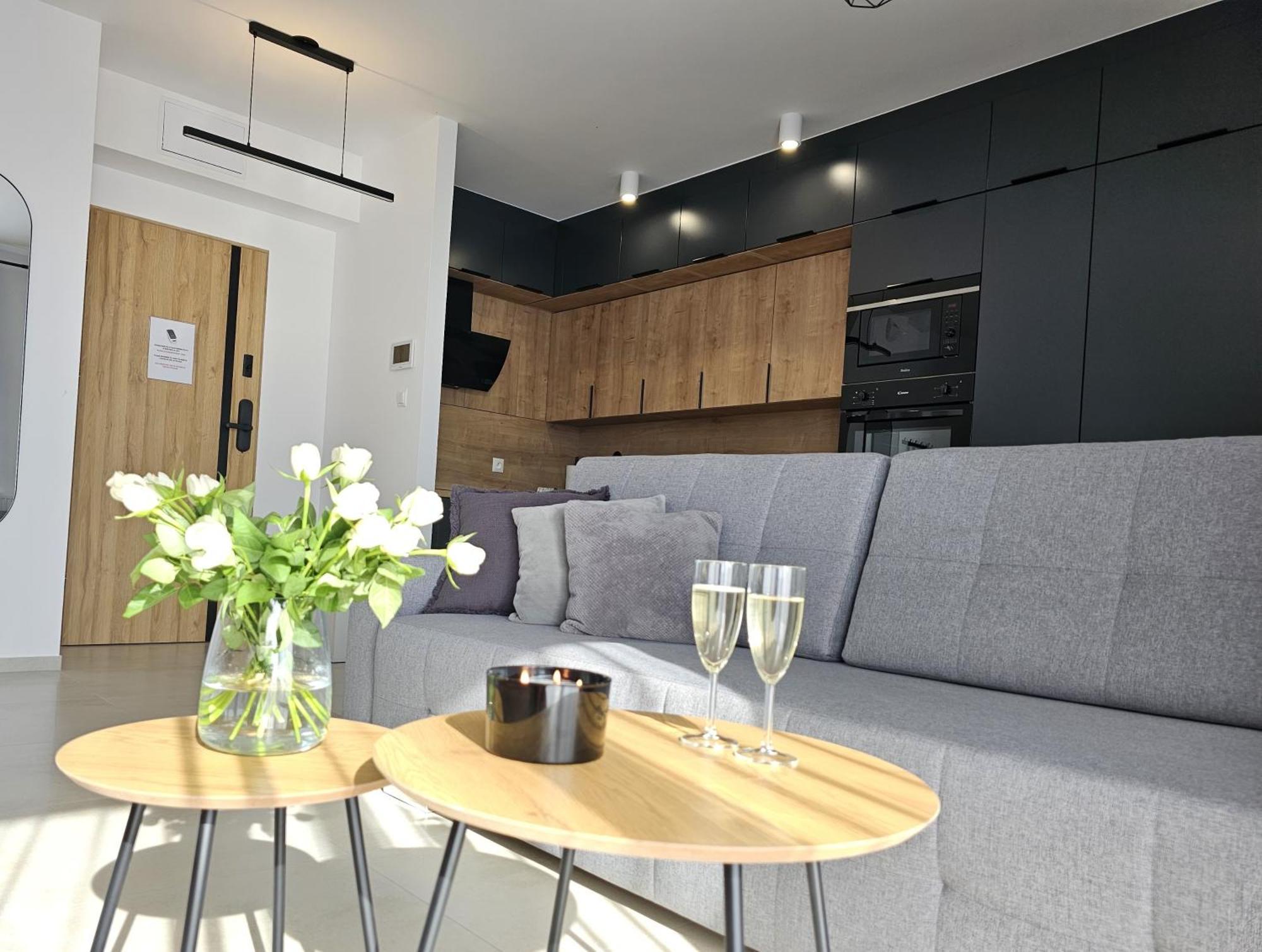 Urban Premium, Opolska 10 No 77a, Free Garage, Self Check-in Apartmán